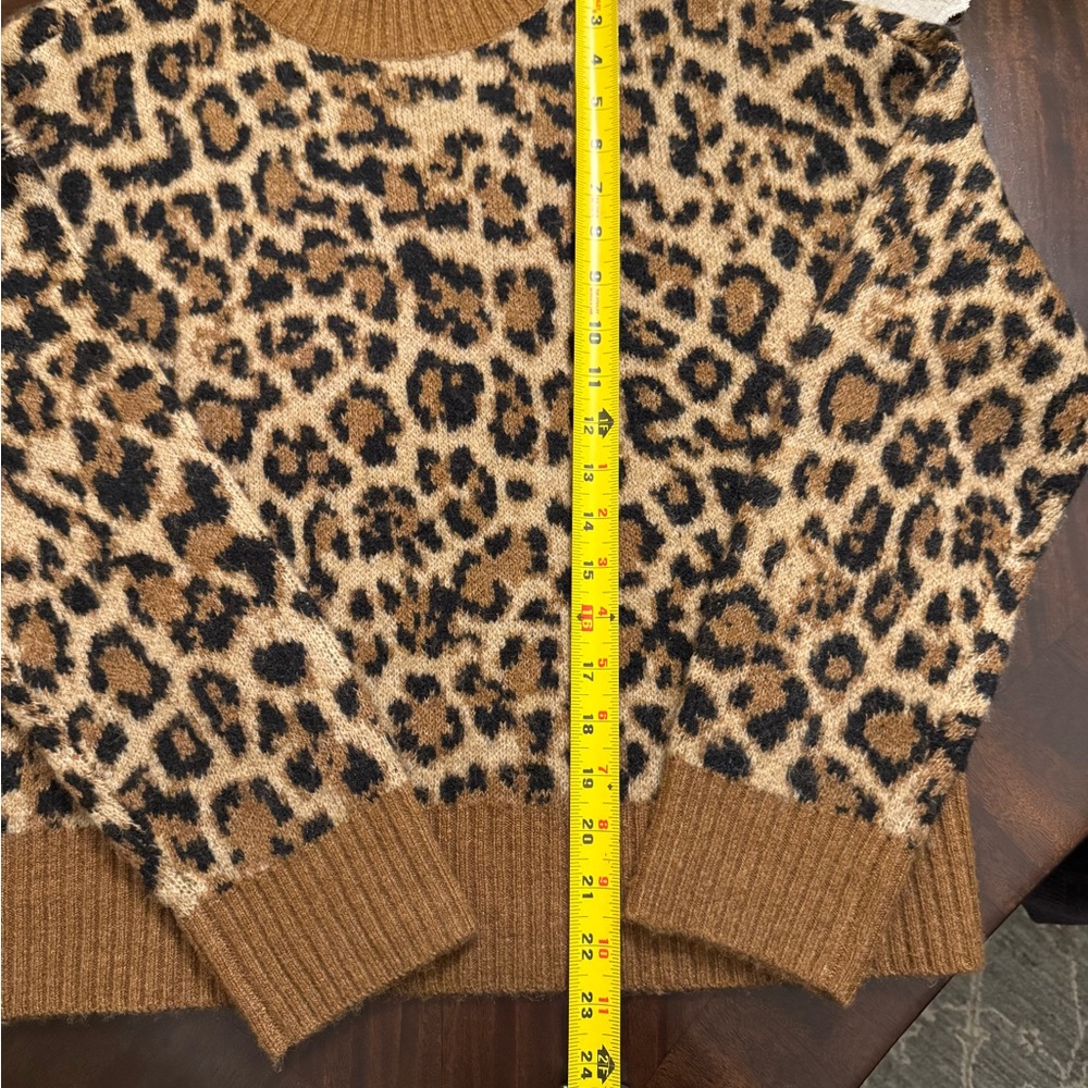 Anne Taylor LOFT Cheetah Print Mock Neck Sweater. So cute and versatile. - Picture 4 of 6